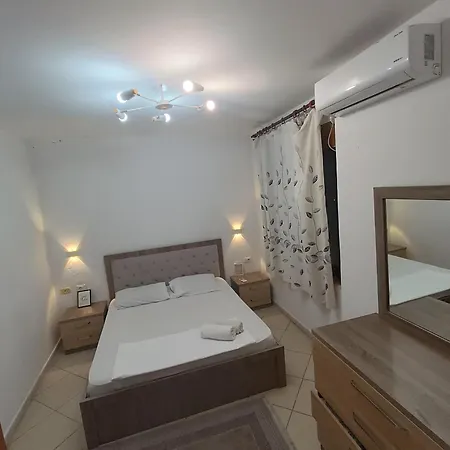 Central 1+1 Ap With Balcony Tirana Exterior photo