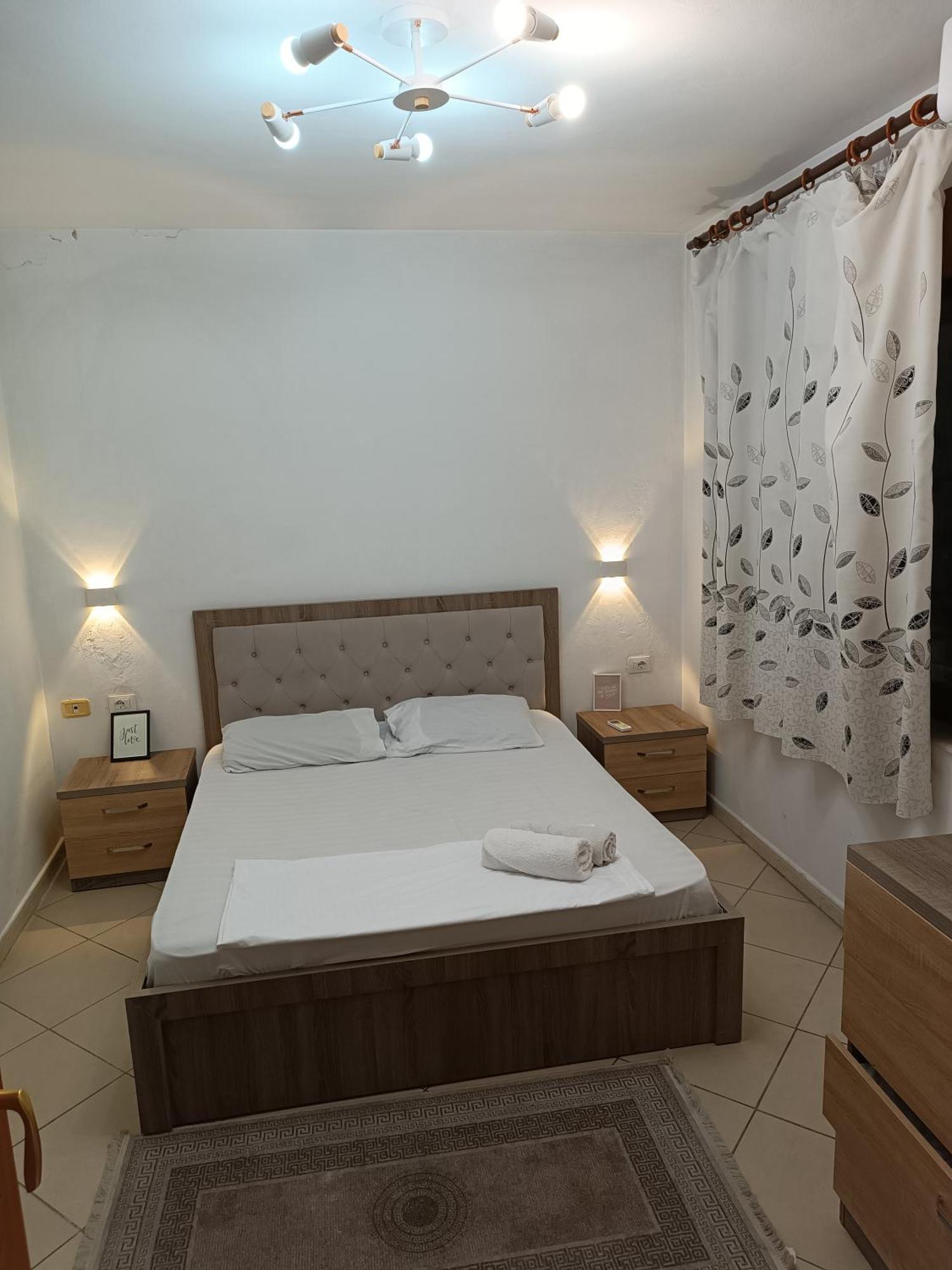 1+1 Ap With Balcony Апартаменти *